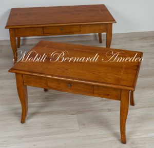 Tavolo da divano in legno massello stile classico arte povera